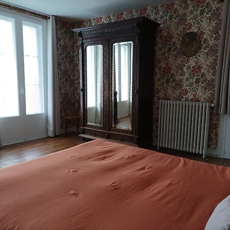 Le Relais Des Roses- Chambres D'Hotes Vatan 외부 사진